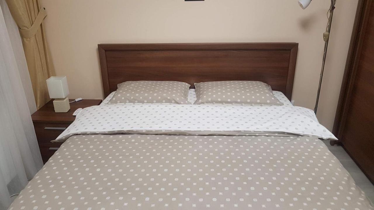 Apartament Lexannona Busteni ,lângă Pârtia Kalinderu Buşteni Exterior foto