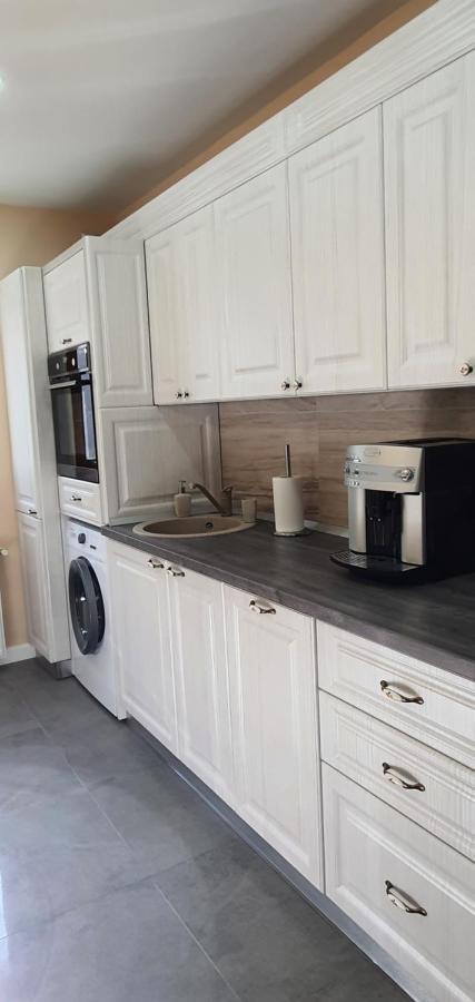 Apartament Lexannona Busteni ,lângă Pârtia Kalinderu Buşteni Exterior foto